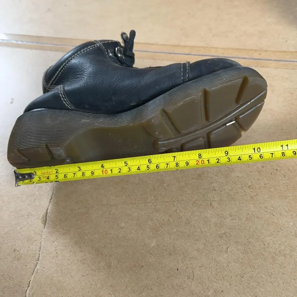 Dr. Martens Shoes Mens Size 7 Black Derby Leather Lace Up 1460 Slip Resistant